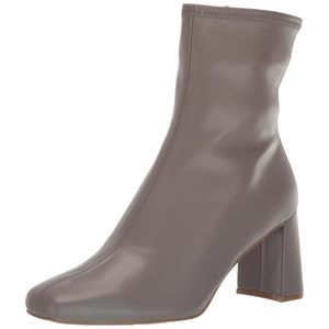 Steve Madden Gray Stretch Leather Block Heel Ankle Boots